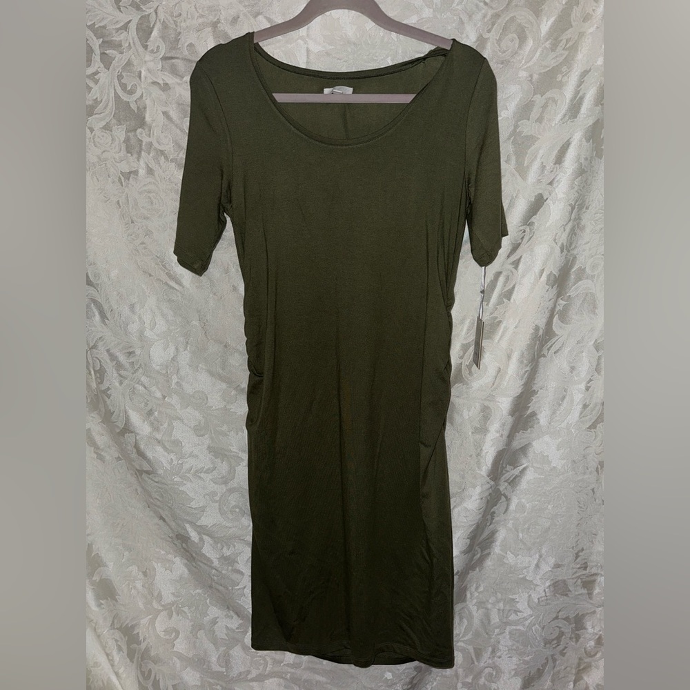 NWT Maternity dress Size Medium